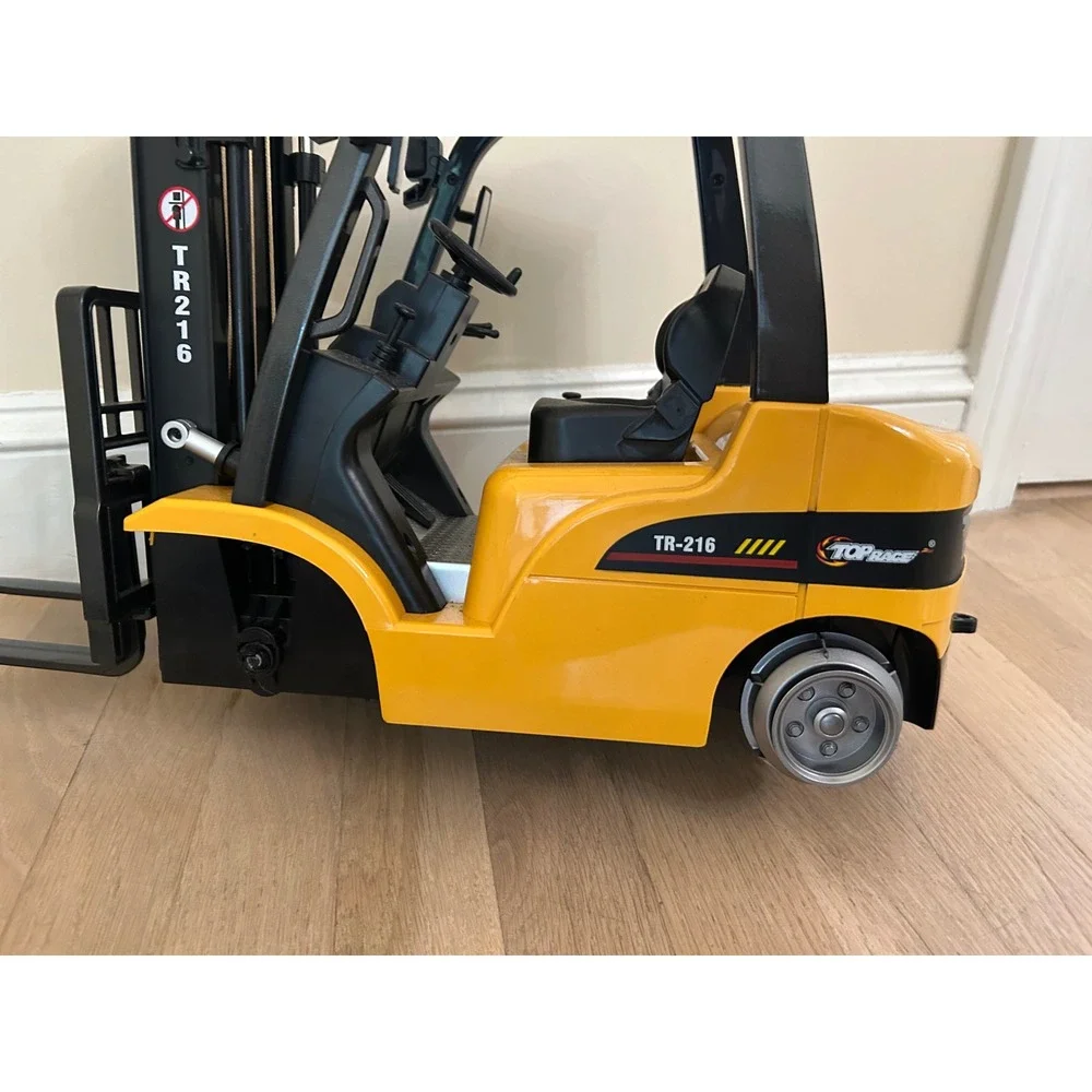 Top Race TR-216 Remote Control Forklift 1/10 Scale RC Construction Toy Yellow